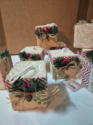 Decorazioni Natalizie Scatole addobbi