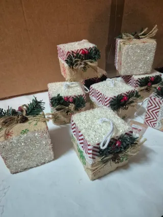 Decorazioni Natalizie Scatole addobbi