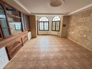 Chalet en venta en Albatera