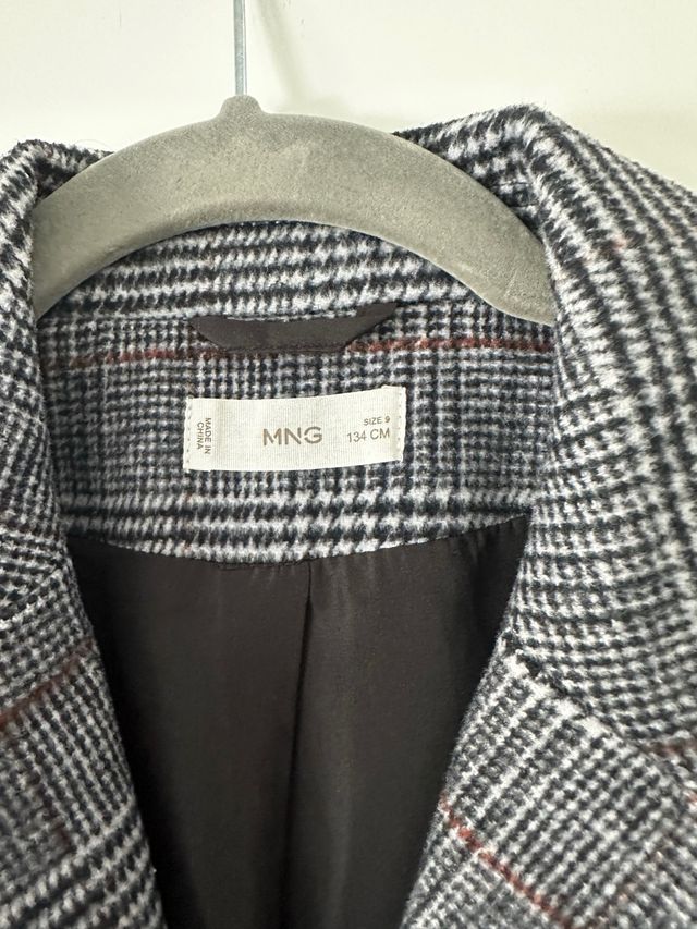 Abrigo cuadros niña Mango talla 9