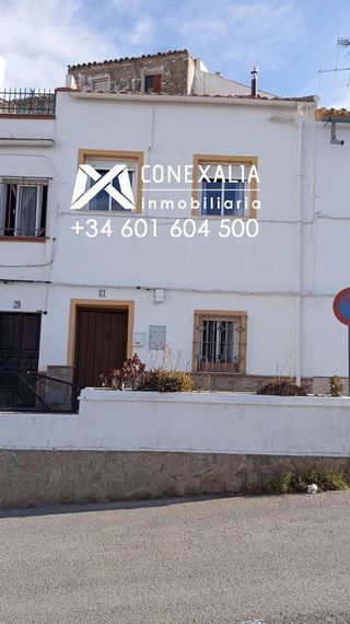 Casa en venta en Olvera