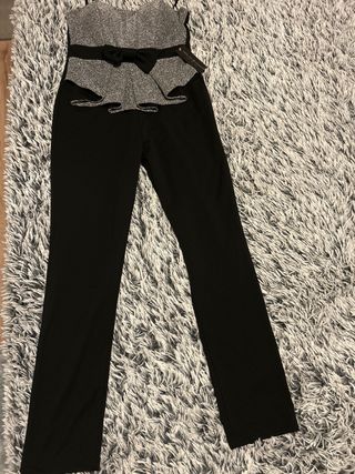 Macacão Festa com brilho Preto e Prata( M) 38