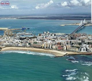 Piso en venta en Centro Histórico - Plaza España en Cádiz