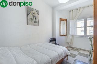 Piso en venta en Camino de Ronda - Rosaleda en Granada
