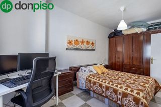 Piso en venta en Camino de Ronda - Rosaleda en Granada