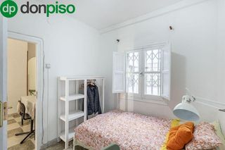 Piso en venta en Camino de Ronda - Rosaleda en Granada