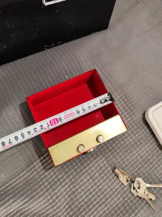 Caja fuerte secreta camuflada