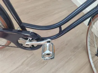 Bicicletas paseo azul oscuro y azul turquesa