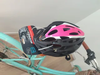 Bicicletas paseo azul oscuro y azul turquesa