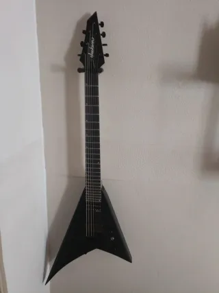 Jackson JS22-7 KVK Guitarra Eléctrica 7 Cuerdas