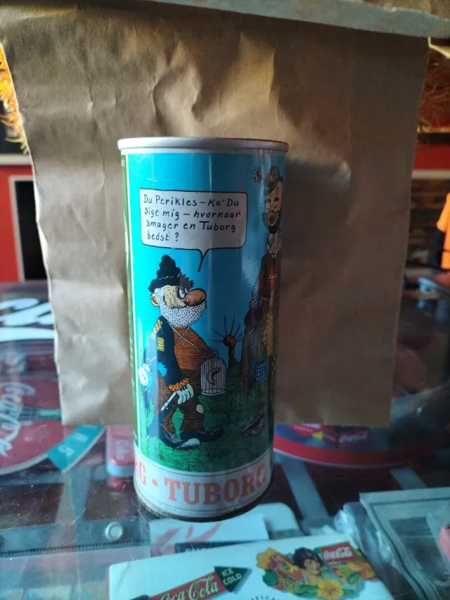 Lata Tuborg Vintage Dibujos Animados
