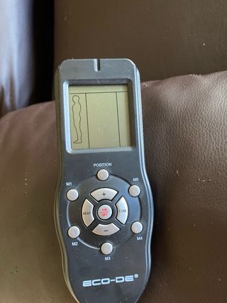 Sillón reclinable de masaje marrón