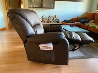 Sillón reclinable de masaje marrón