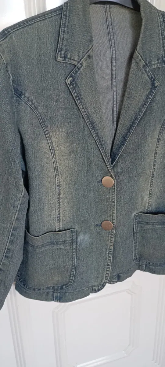 Blazer vaquero desgastado talla 40-42