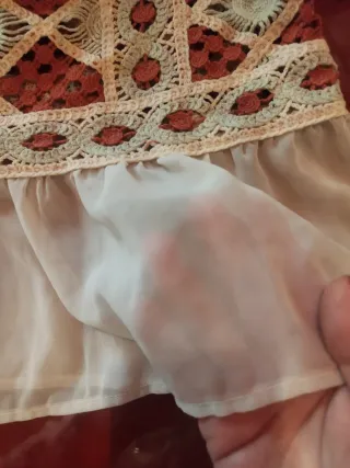 Blusa ganchillo y transparente