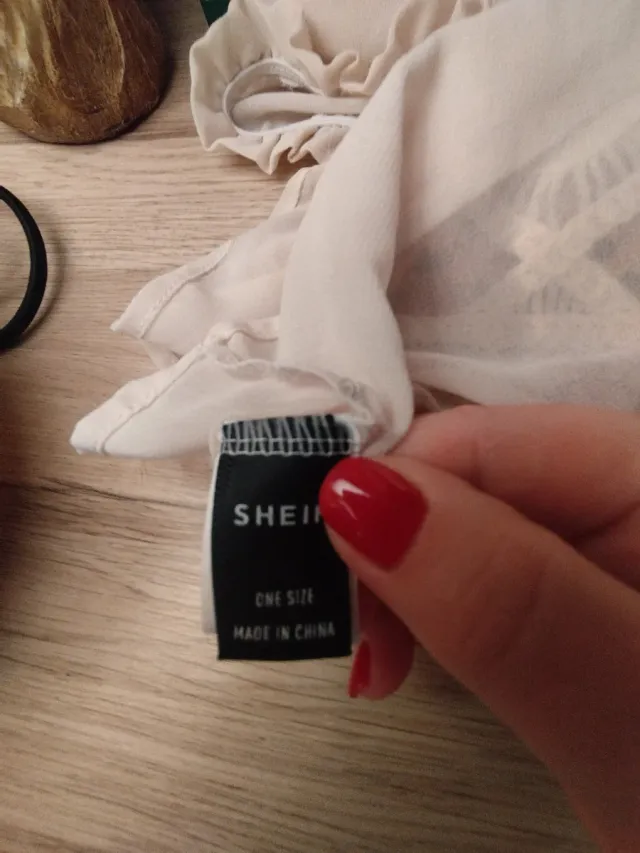 Blusa ganchillo y transparente