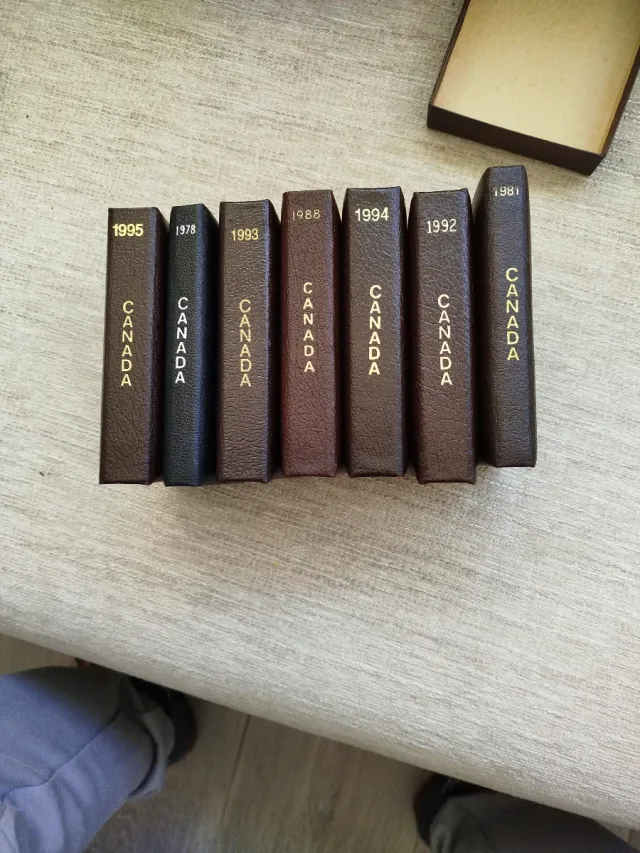 7 Estuches Monedas Canadá Hoja de Arce
