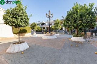 Casa adosada en venta en Atarfe