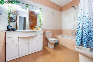 Casa adosada en venta en Atarfe