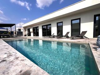 Chalet en venta en Aspe