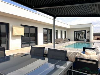 Chalet en venta en Aspe