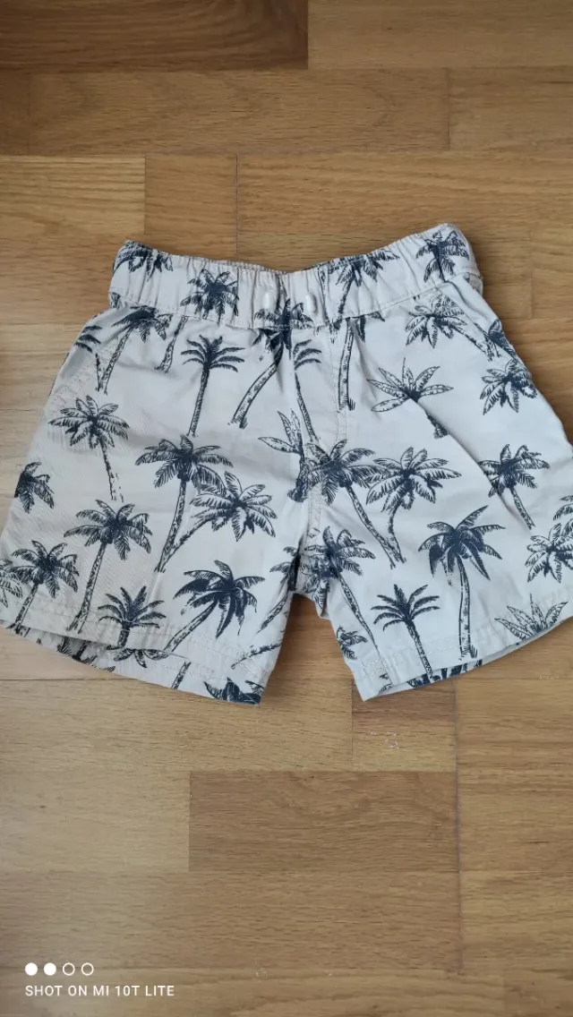 Pantalón corto niño palmeras zara
