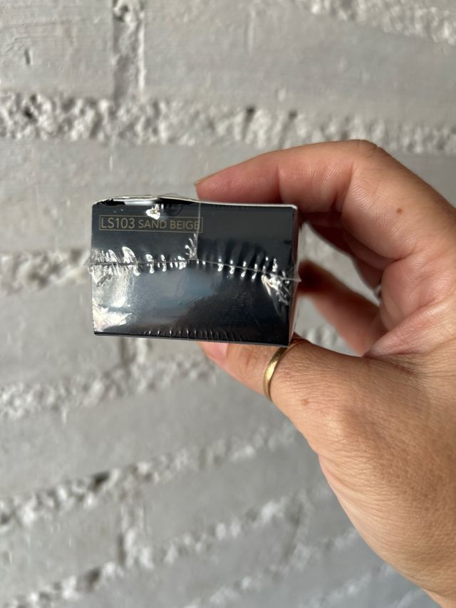 Sensai Luminous Sheer Foundation SPF 15