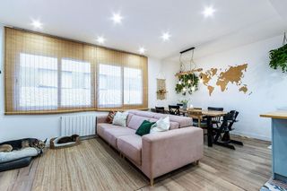 Piso en venta en Les Arenes - La Grípia  Can Montllor en Terrassa