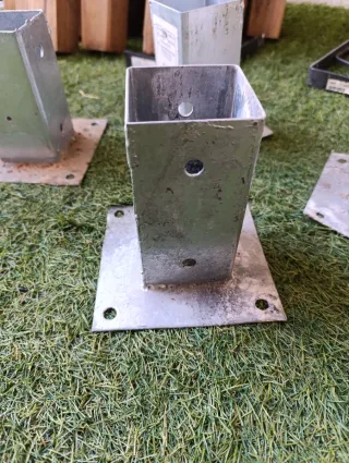 Anclajes poste de madera