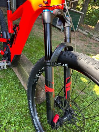 Bicicleta Eléctrica BH ATOMX Carbono