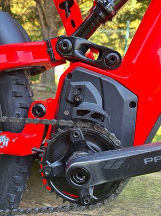 Bicicleta Eléctrica BH ATOMX Carbono