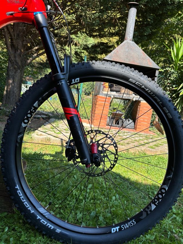 Bicicleta Eléctrica BH ATOMX Carbono