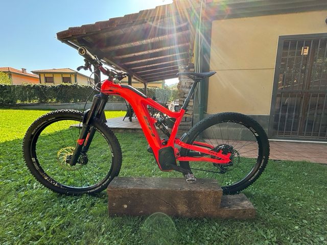 Bicicleta Eléctrica BH ATOMX Carbono