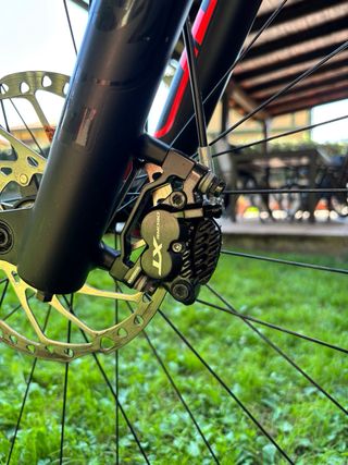 Bicicleta Eléctrica BH ATOMX Carbono