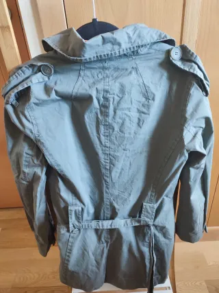 Parka ligera mujer casual verde oliva