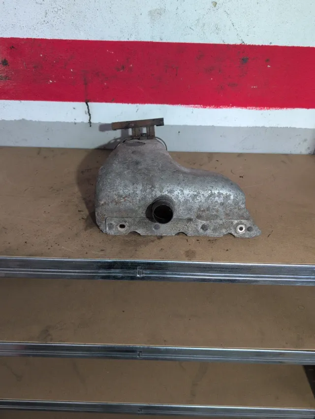 Tapa colector escape 036253041ca