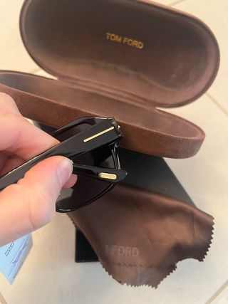 Occhiali da sole Tom Ford neri autentici