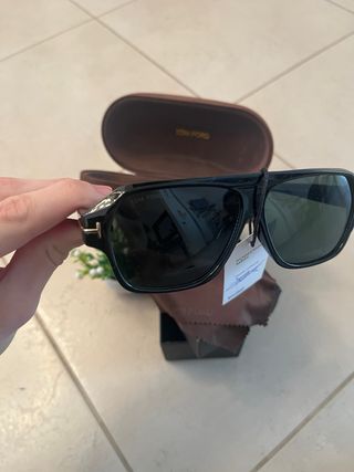 Occhiali da sole Tom Ford neri autentici