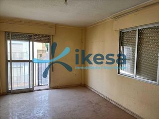 Piso en venta en Cabra