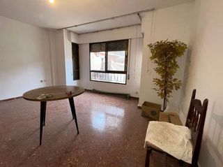 Piso en venta en Cabra