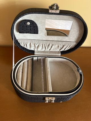 Joyero grande con cierre sin estrenar