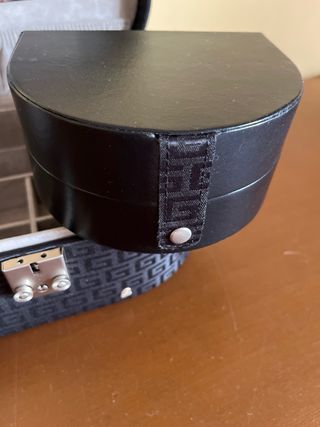 Joyero grande con cierre sin estrenar