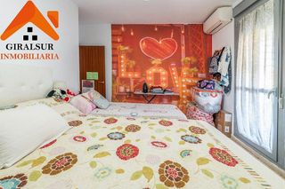 Piso en venta en Parque Alcosa - Jardines del Edén en Sevilla