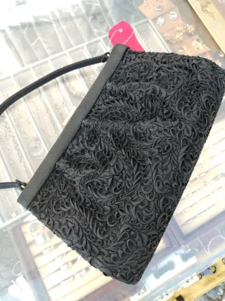 Pochette vintage nera in pizzo