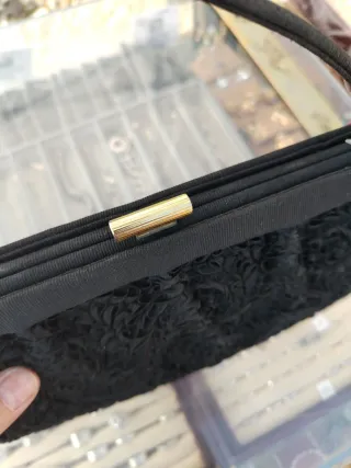 Pochette vintage nera in pizzo