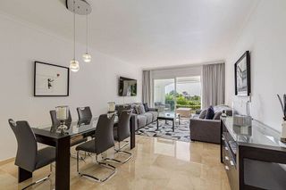 Piso en venta en Benahavís