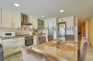 Piso en venta en Campello Playa en Campello (el)