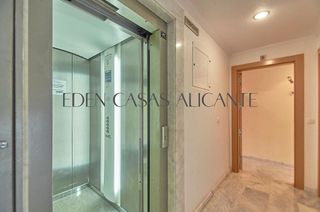 Piso en venta en Campello Playa en Campello (el)