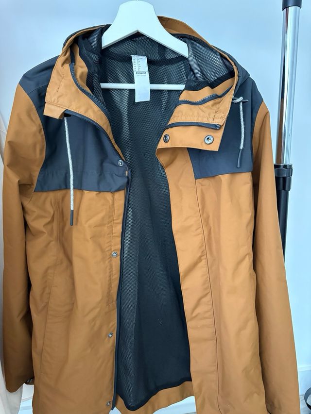 Chaqueta senderismo con polar interior