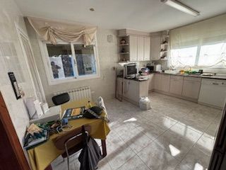 Chalet en venta en Joc de la Bola - Camps d'Esports - Ciutat Jardí - Montcada en Lleida